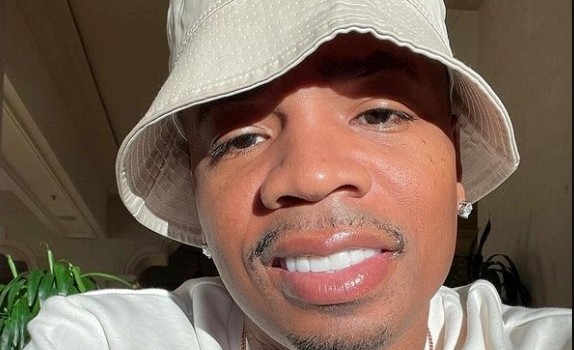 Plies Drops The ‘pearly Mix’ To Ari Lennox’s Song ‘pressure’ (video)
