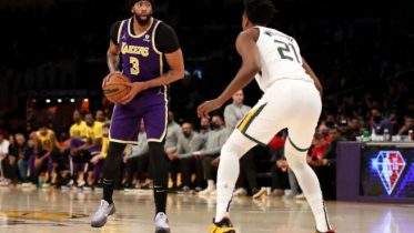 Lakers: Anthony Davis Injury Prediction Doesn’t Look Promising