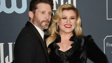 Kelly Clarkson Settles Divorce From Brandon Blackstock
