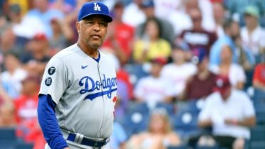 Dave Roberts Latest Statement Should Have Dodgers Fans Worried