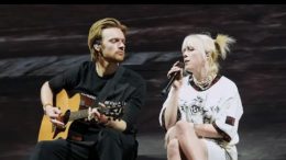 Billie Eilish And His Brother Finneas Registered A Video Message To The Ukrainians