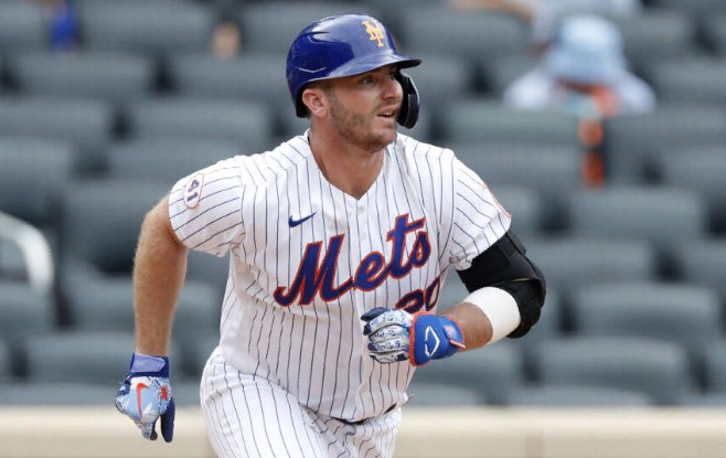 Mets Star Pete Alonso Appears To Be Fine After Taking Fastball To Head, Shoulder